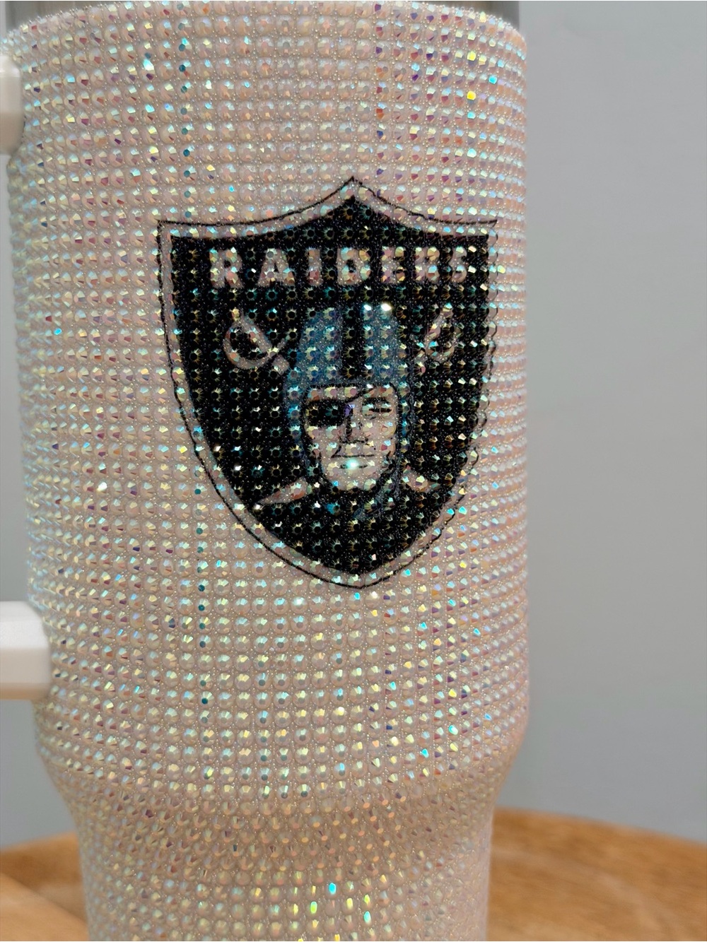 Las Vegas Raiders Rhinestone Tumbler Mug Handle 40 oz The Memory Company NWT - Picture 2 of 13